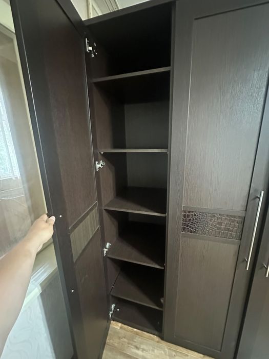 Шкаф срочно продажа