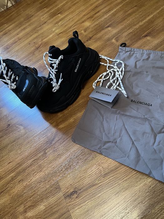 Balenciaga triple S negri 44 marimea