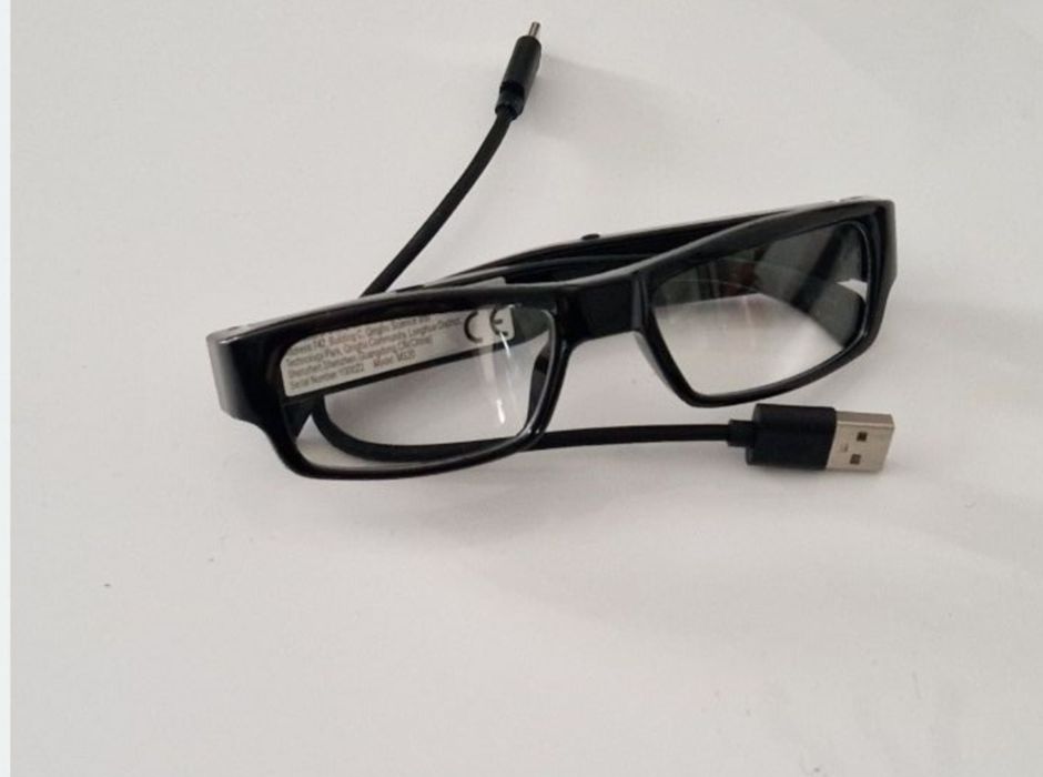 Canera spion - ochelari cu slot de card de memorie