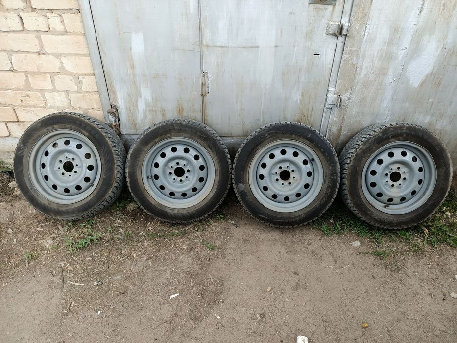 Комплект зимних колес R14