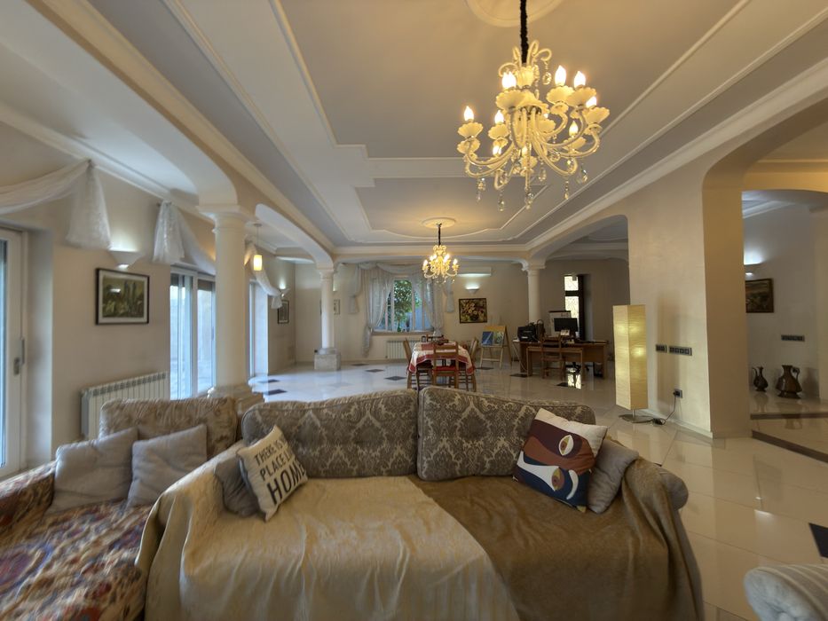 Продажа участка 20 соток Мирзо Улугбек ориентир Чайхана Салом