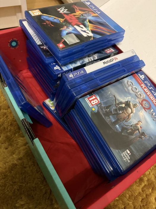 Playstation 4+контролер+игри