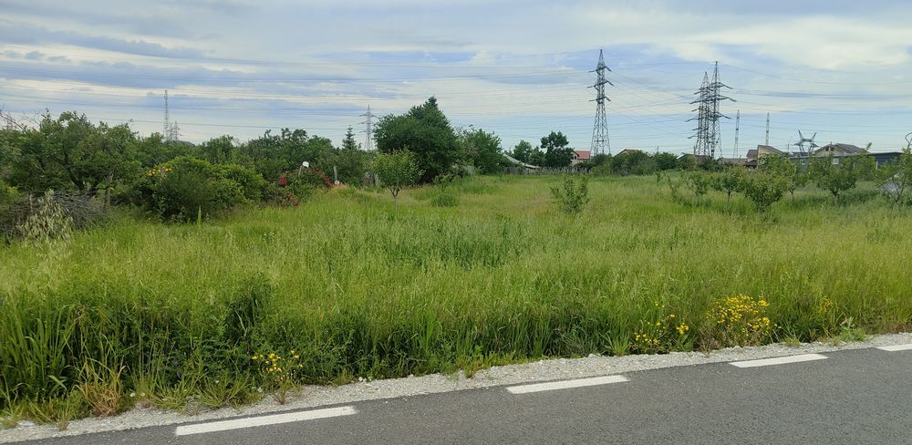 Vand teren intravilan, 2000 m²