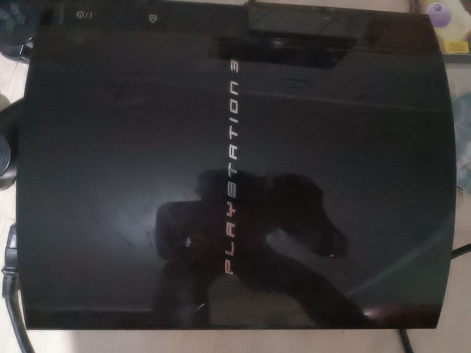 Плейстейшн 3,2 геймпада,4 диска