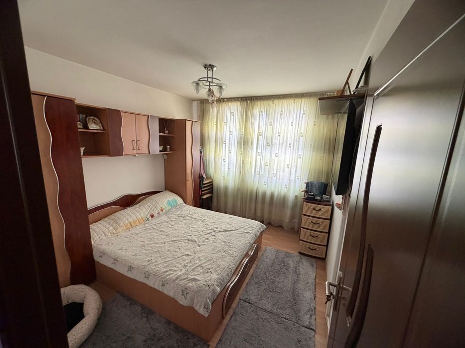 Apartament 4 camere decomandat 98 mp Berceni