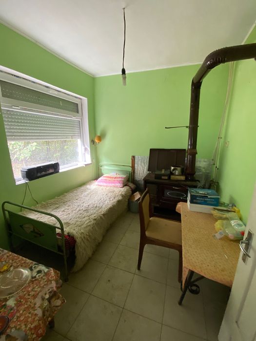 Продавам Двуетажна Вила с гараж