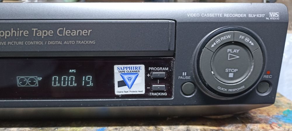 Полный видеомагнитофон SONY