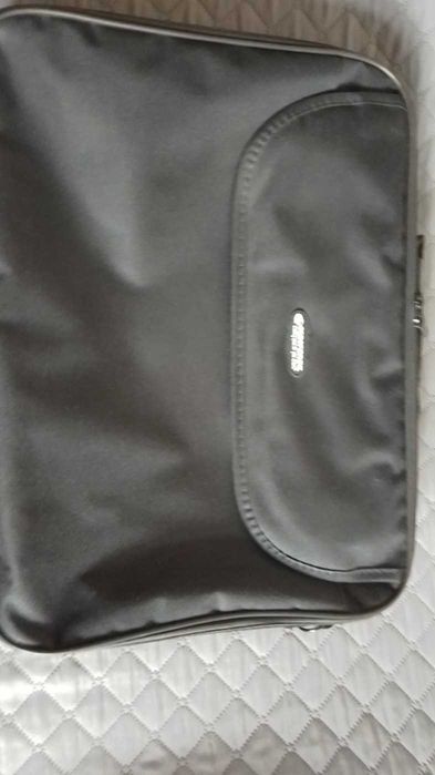 Чанта за лаптоп -