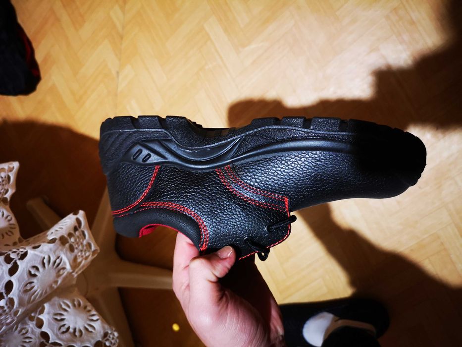 Работни обувки safe