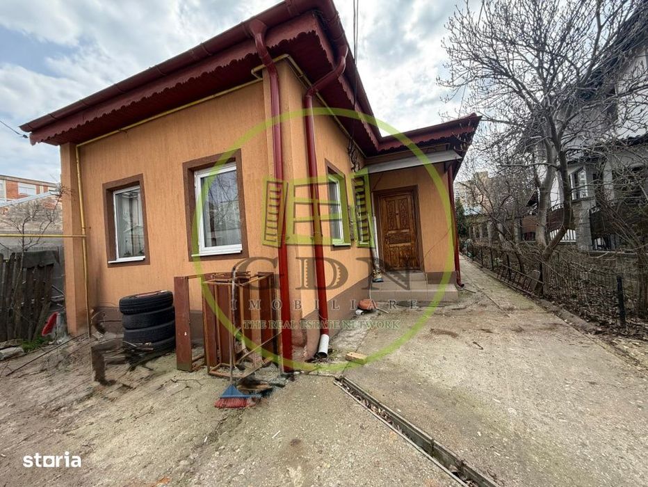 Casa parter, 547 MP teren, 90 MP utili, Craiova, cartier Rovine
