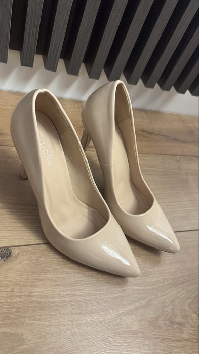 Pantofi stiletto marime 37