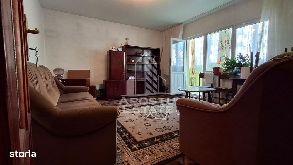 Apartament 3 camere la parter – ideal locuinta sau afacere,