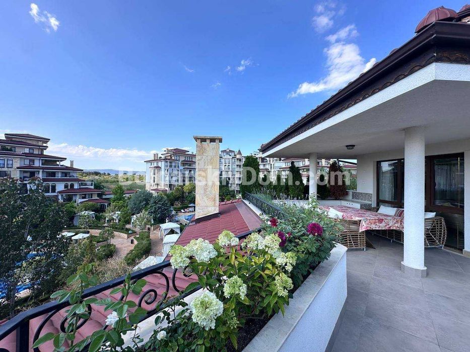 Продава се Тристаен апартамент в Несебър - 270 кв.м за 708 €/кв.м - Снимка #10