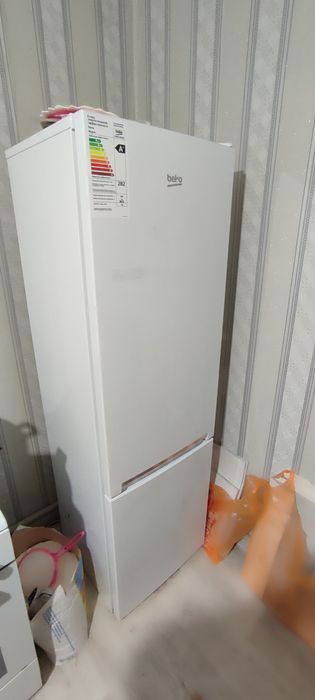 Продам холодильник Беко