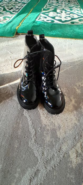 Продам обувь детская девочке