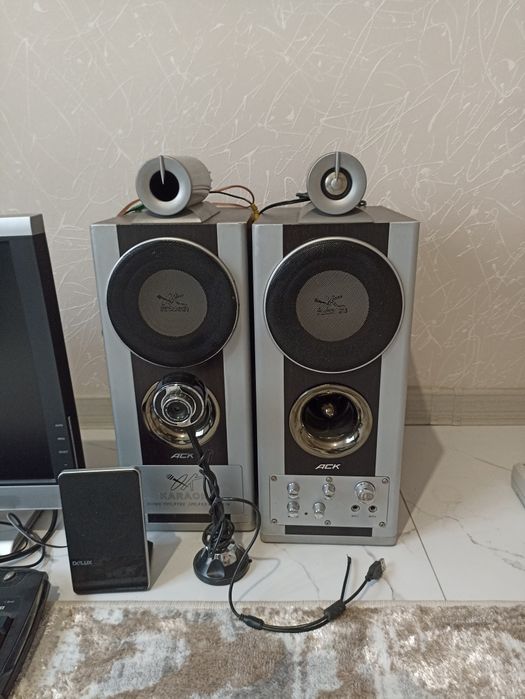 Компьютер, сканер, колонки