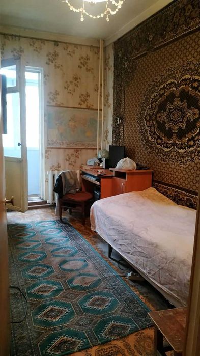 Продается своя 3-х комн. квартира в районе Ц-13 (Лабзак)