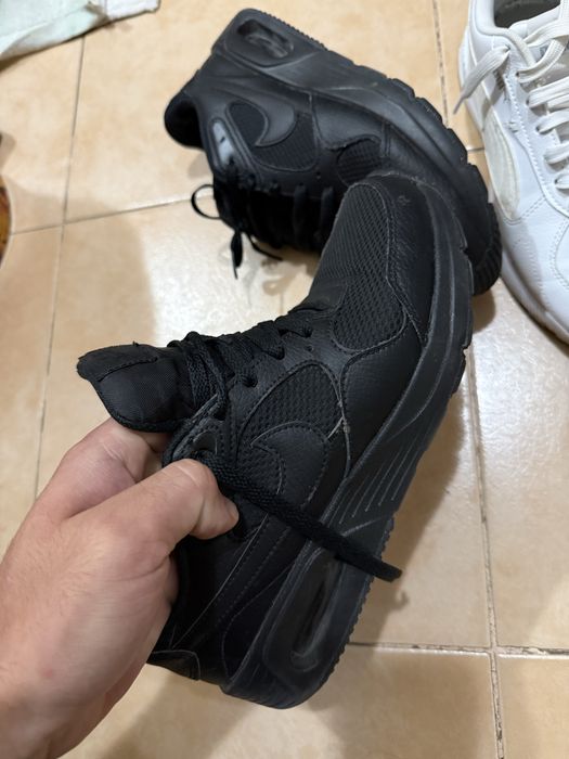 Оригинални черни маратонки Nike №40.5 (CW4555-003) – отлично състояние