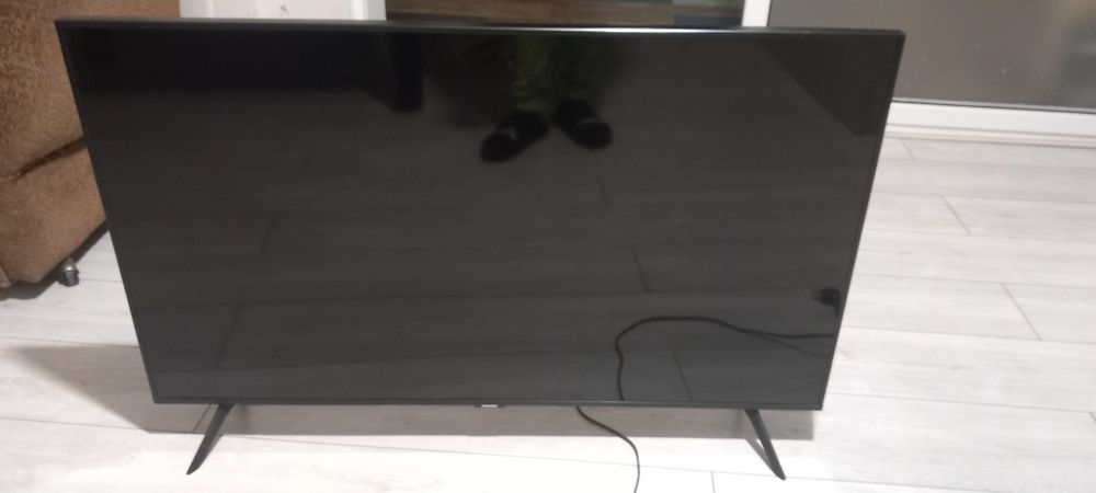 Продавам телевизор на SAMSUNG