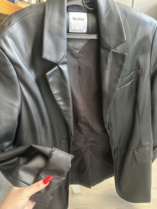 Пиджак женская кожанный