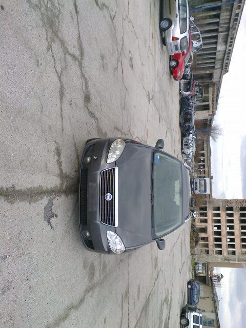 Fiat Croma 1.9 16V JTDM на части