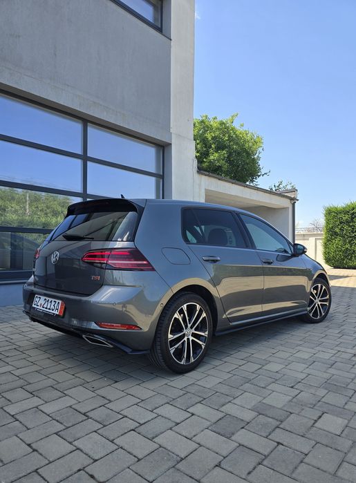 ***    Vw  Golf   7.5    Ediție    R-Line    ***