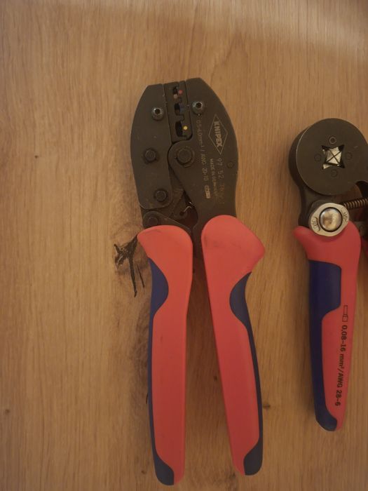 Cleste sertizat  si cleste papuci knipex