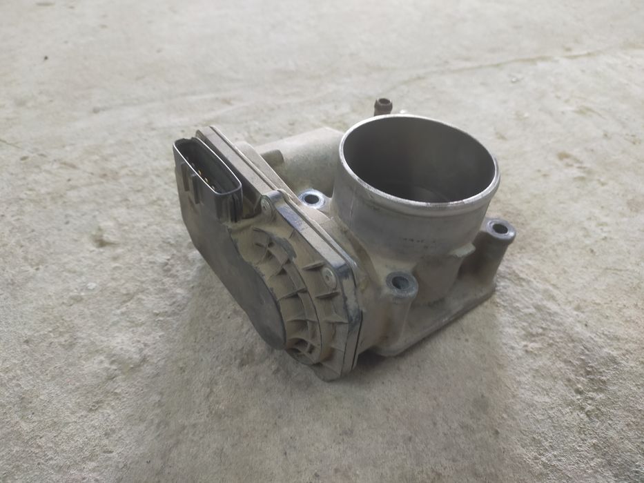 Дроссель на Тойота Каролла