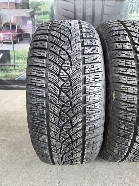 225/50/17 GOODYEAR 4бр