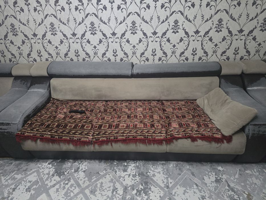 Продам диван срочно