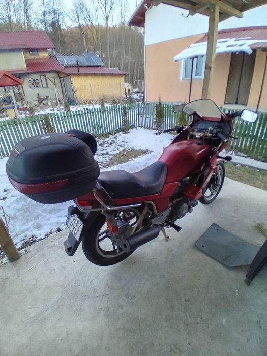 Vând urgent yamaha xz 550