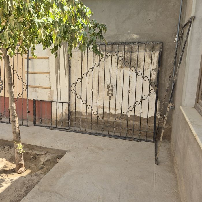 Решётки металлические 2 штуки 500 тысяч сум