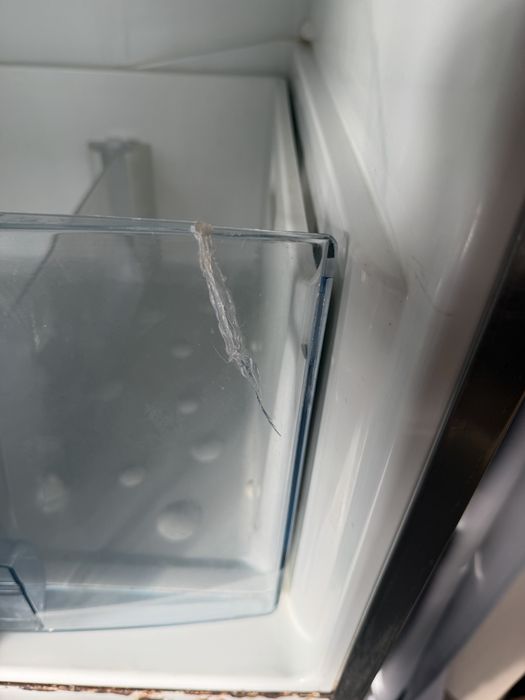 AEG хладилник