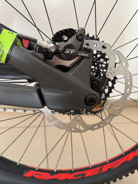 Колело MTB Rocky Mountain Carbon BC Edition не Scott Trek Specialized