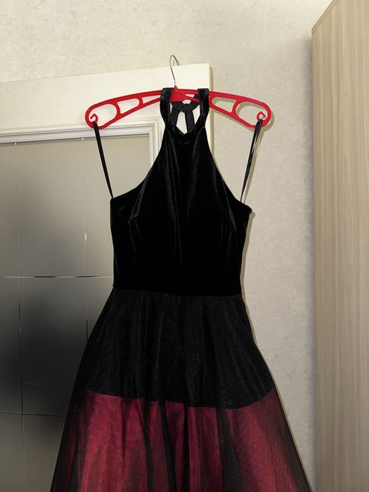 Вечернее платье T&J