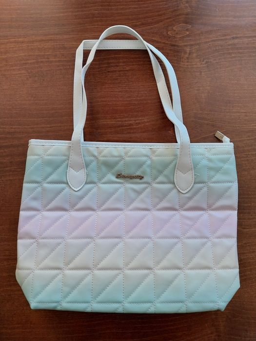 Големи летни чанти