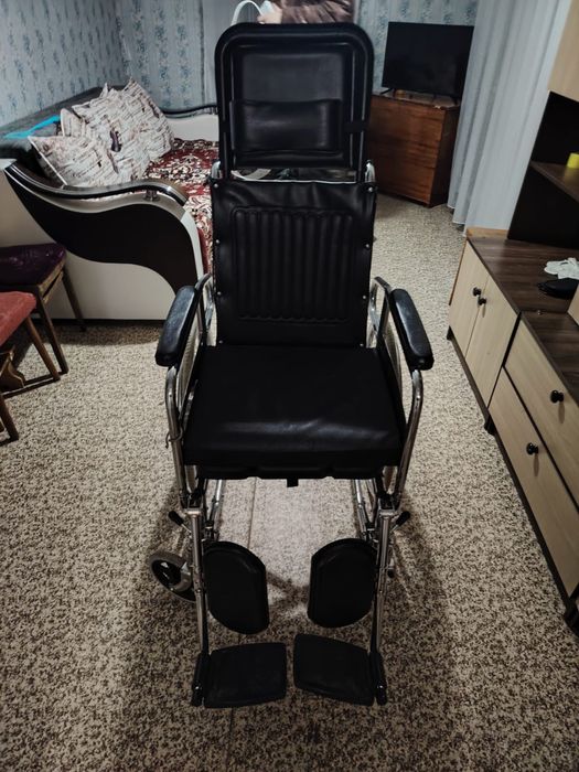 Кресло -коляска инвалидная
