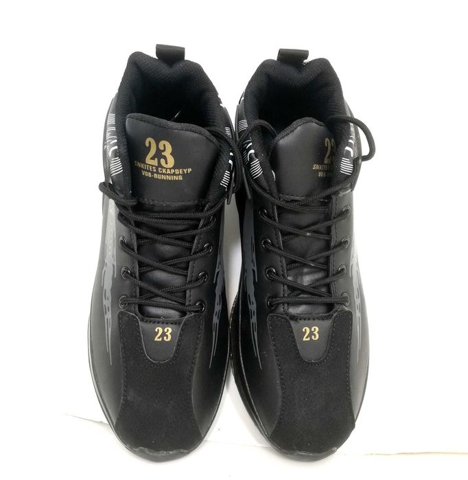 Уникални Маратонки, сникърси, баскетболни обувки за стъпало 27см