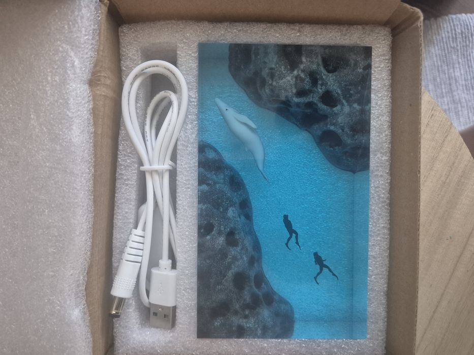 Нощна лампа от епоксидна смола