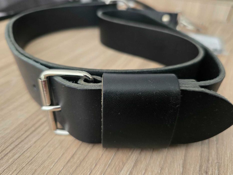 Ръчно правен Фотографски колан от Естествена кожа - през рамо (shoulder strap) - оригинален The Leather Rebel