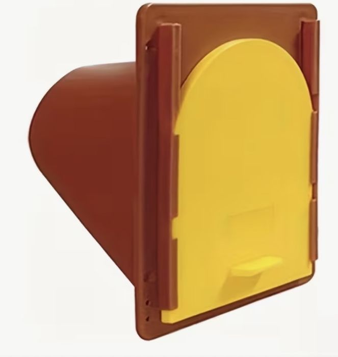 Intrari porumbei cu usa.