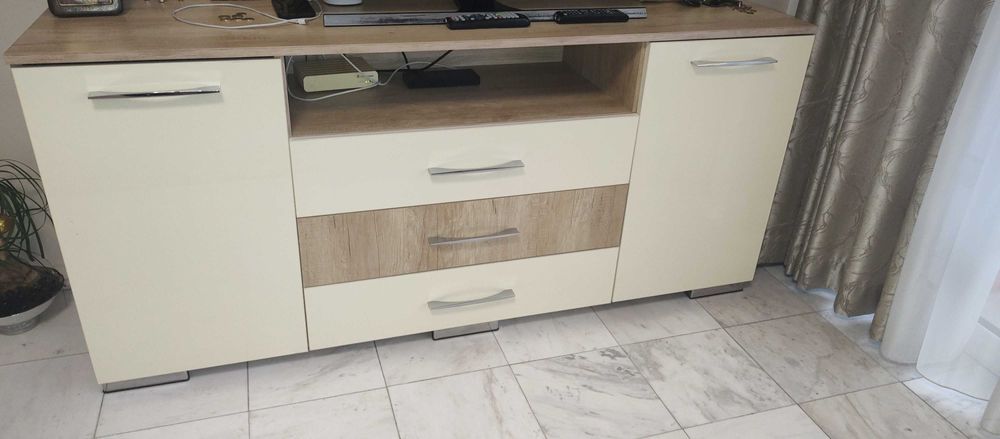 Обзавеждане за хол