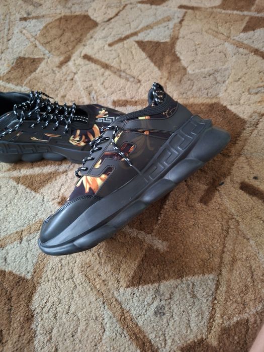 Adidasi versace marimea 43