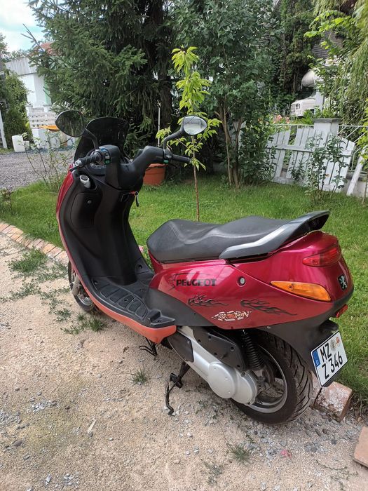Vând Scuter Peugeot 125 cm an fabricație 2001