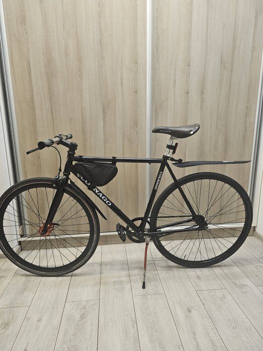 Bicicleta  adulti 28 cadru M/L

Vand single speed roti 28 cadru 56

He