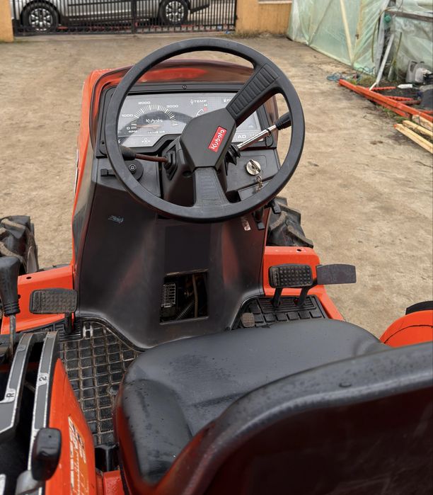 KUBOTA GT8 | tractor japonez 4x4| 4 cilindri | 26 cp
