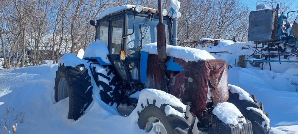 Продам трактор МТЗ-1221