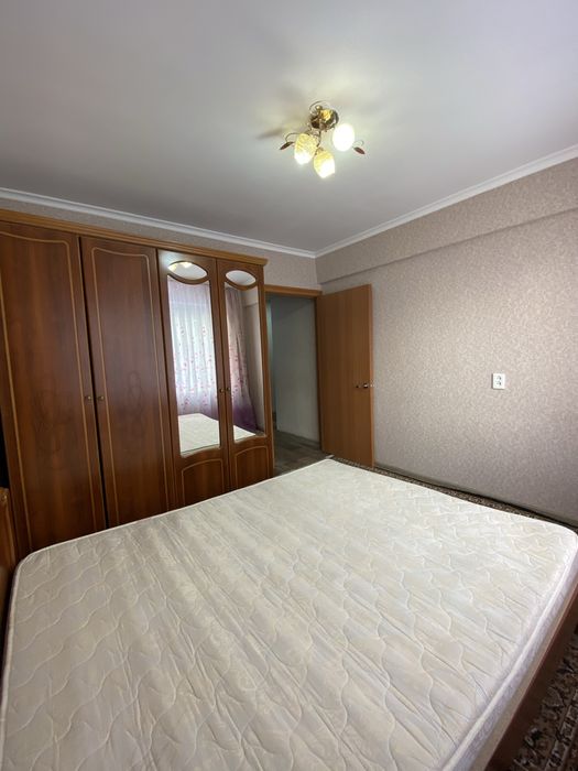 Сдается 3-х квартира на длительный срок.