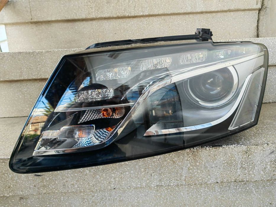 Фар Audi Q5 Bi-Xenon LED завиващ ляв / Фар Ауди Кю5 Оригинален