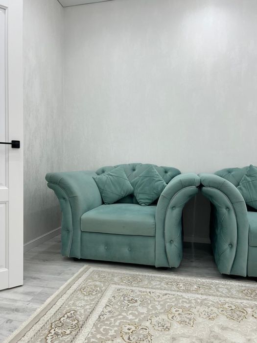 Продаю диван и кресло